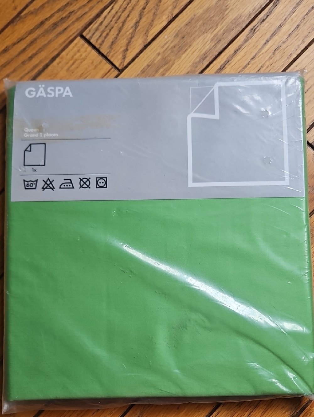 New Sealed Ikea GÄSPA Bright Green Flat Sheet - Queen